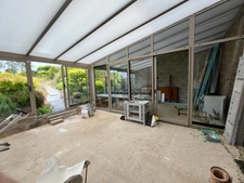 À seulement 5 km de Barneville-Carteret, charmante maison en pierre avec jardin arboré