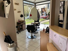 À VENDRE – Fond de Commerce d'un Salon de Coiffure – CAEN QUARTIER MÉMORIAL