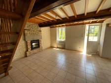 Havre de paix : Maison en pierre rénovée et son verger de 150 pommiers — Rare sur le marché
