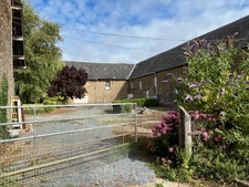 À vendre – Corps de ferme avec habitation, dépendances et terres – Proximité Aunay-sur-Odon (14)