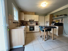 Maison contemporaine 168 m² – 4 chambres – Terrain 1 915 m² – 5 mn d'EVRECY