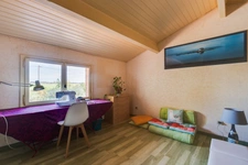 Maison de 172m², 3 chambres, bureau,, studio, 3 SDE, garage, piscine. 
