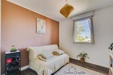 T3, 2 chambres, terrasse, climatisation, 2 places de parking 