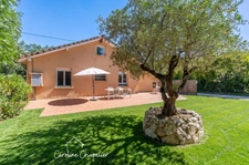 Sur les hauteurs de Plaisance, proche du golf de Téoula, maison 3 chambres, mezzanine / bureau, SDB, 2 WC