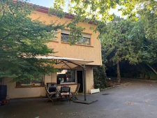 Bien de 186 m² – 4 chambres, 3 salles d’eau, jardin et garage, à 500 m du centre-ville de Léguevin