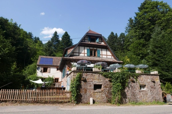 Dpt Bas-Rhin (67), à vendre proche de Strasbourg : Auberge - Gite - Emplacement N° 1 - Massif Vosgien - 1 155 m2 - Propriété 17,5 ares - Marcheurs - Motards - GR 53 - Hexa Trek - Parking