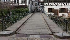 Fonds de commerce à vendre STRASBOURG (67) : Quartier Historique - 204 m2 - Emplaceement n° 1 ++ - Flux Touristes et Locaux - Loyer 10 000 € HT  