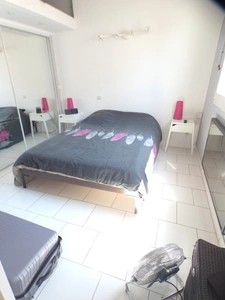 Môle. Appartement 2 pièces 