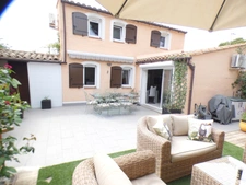Pinède. Maison 4 pièces 51 m² sur une parcelle de 130 m²