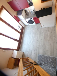 Pinède. Appartement 2 pièces mezzanine