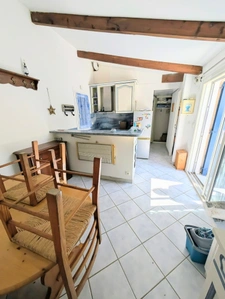 Pinède. Maison 3 pièces 32 m² avec garage