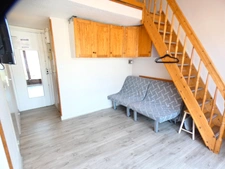 Pinède. Appartement 2 pièces mezzanine