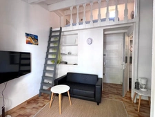 Pinède. Studio cabine