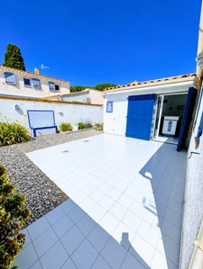 Pinède. Maison 3 pièces 32 m² avec garage