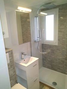 Pinède. Appartement 2 pièces mezzanine