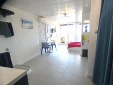 Village naturiste. Studio 28 m²