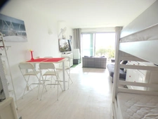Môle. Studio en première ligne vue mer