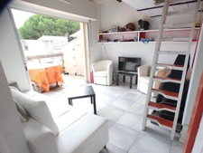 Pinède. Appartement 2 pièces mezzanine