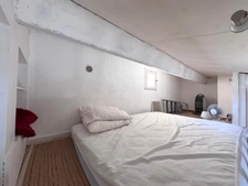 Pinède. Studio cabine