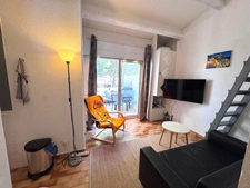 Pinède. Studio cabine