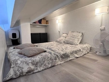 Pinède. Appartement studio cabine mezzanine