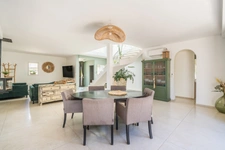Agde. Villa 6 pièces 223 m²