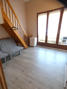 Pinède. Appartement 2 pièces mezzanine