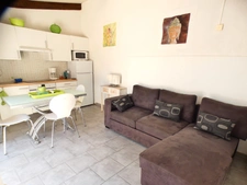Pinède. Maison 2 pièces cabine