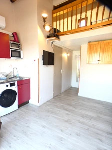 Pinède. Appartement 2 pièces mezzanine