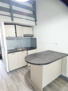 Pinède. Studio cabine mezzanine