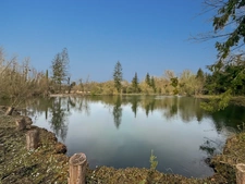 Terrain de loisir avec etang à vendre de 11 034,00 m²/ étang de peche de 3 200m² env.  aux portes de Clermont (Oise)