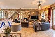 DUVY/CREPY EN VALOIS (60) Ancien moulin du XIIIe siècle – 600 m² habitables – 7000 m² de terrain – 