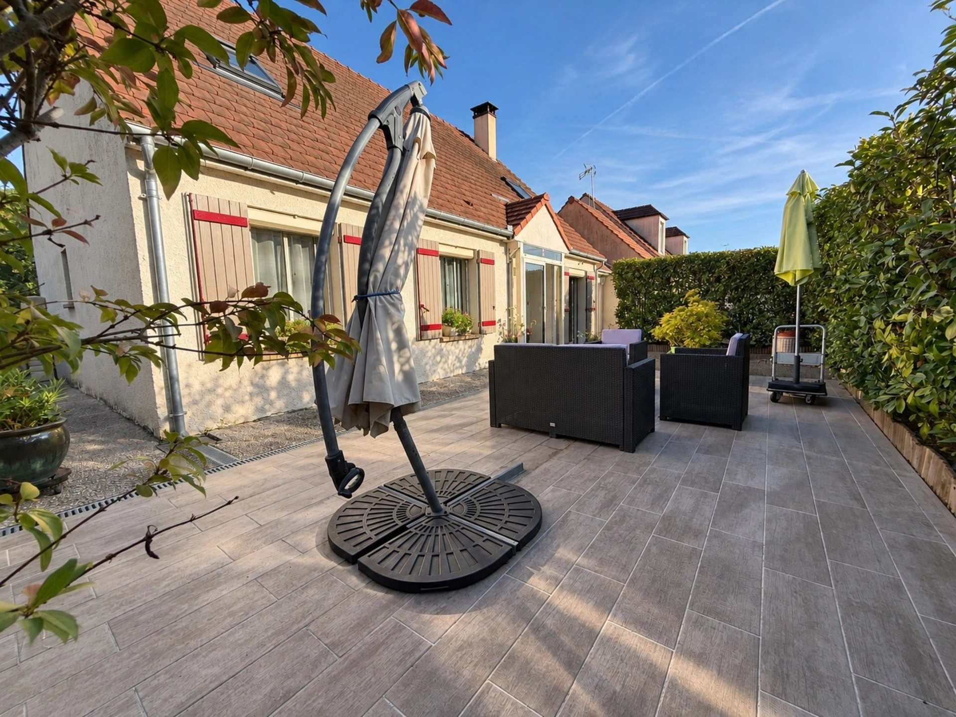 Maison 6 pièces 160 m² · à Verneuil-en-Halatte · 160 m² · 359 000 €