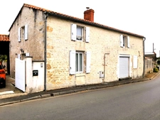 Maison de village en pierre – 105 m² habitables – Charme & confort à 5 min de l'A83 ! LE LANGON (85)