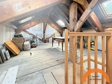 CIBOURE CENTRE – CHARME DE L’ANCIEN, 3 CHAMBRES ET 71 M² D’EXTÉRIEUR + PARKING