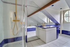 Propriete à vendre 23 pièces LA CHAPELLE SUR ERDRE (44)