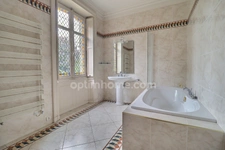 Propriete à vendre 23 pièces LA CHAPELLE SUR ERDRE (44)