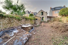 Nantes - Dervallières-Zola | Maison T3 à réhabiliter entièrement – Terrain exceptionnel de 585 m²