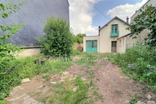 Nantes - Dervallières-Zola | Maison T3 à réhabiliter entièrement – Terrain exceptionnel de 585 m²