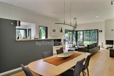 Maison 6 pièces 197m² à Orvault quartier résidentiel "La Forêt" 