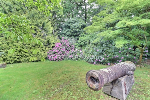 Propriete à vendre 23 pièces LA CHAPELLE SUR ERDRE (44)