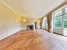 Propriete à vendre 23 pièces LA CHAPELLE SUR ERDRE (44)