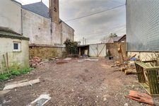 Nantes - Dervallières-Zola | Maison T3 à réhabiliter entièrement – Terrain exceptionnel de 585 m²