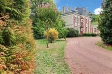 Propriete à vendre 23 pièces LA CHAPELLE SUR ERDRE (44)