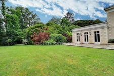 Propriete à vendre 23 pièces LA CHAPELLE SUR ERDRE (44)