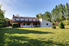 Propriété 10 pièces (8 chambres) 205m² à MONTREVAULT-SUR-EVRE