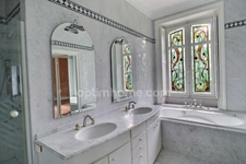 Propriete à vendre 23 pièces LA CHAPELLE SUR ERDRE (44)
