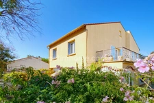 Belle villa à rénover de 180 m² 6 chambres, sur une parcelle de 400m² quartier Cabot/sainte Marguerite
