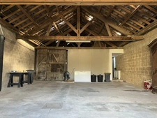 SEMUR EN AUXOIS : maison rénovée 180m²+ appartement 50m², garage, dépendance, jardin. Prix: 425 000€