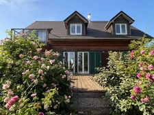 Maison à vendre 7 pièces 20min de SEMUR (21): 146m², 3 chambres, terrasse, piscine, terrain 2400m². Prix: 375 000€